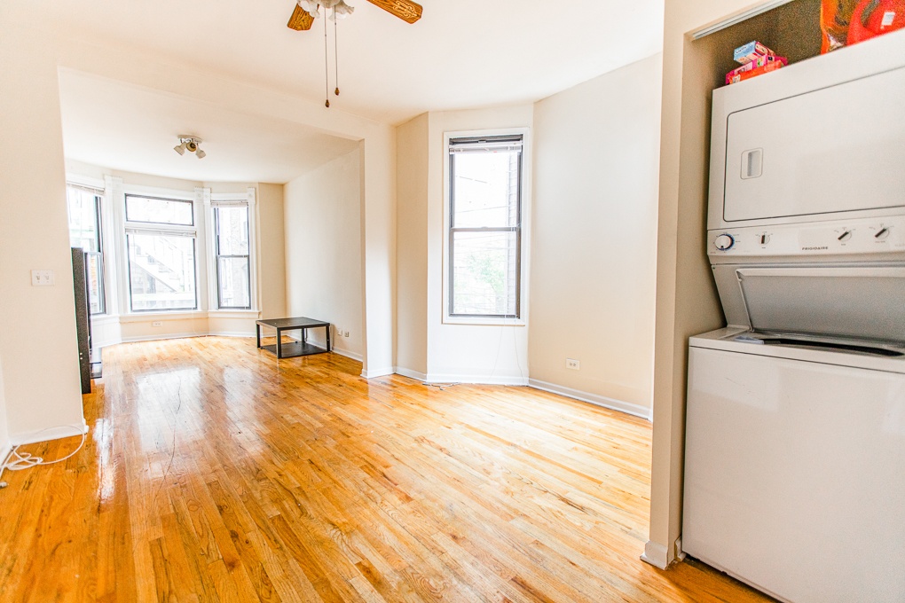 3118 N. Clifton Ave. 3118 N. Clifton Ave., Chicago, IL 60657 Lake View East - Leasing by Cross Street